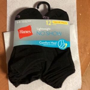 🖤NWT Awesome Bundle of 12 Assorted Bundle of Ladies FUN Ankle Socks Size 5–9 🖤